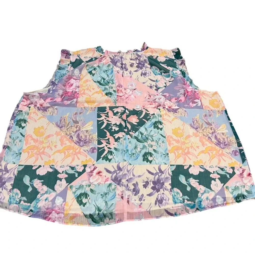 Lane Bryant Floral Patchwork Pastel Top Size 26 NWT - Picture 6 of 7